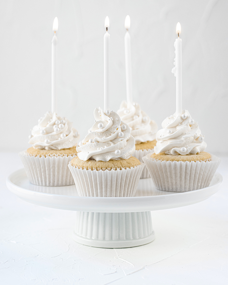 Keto White Cupcakes
